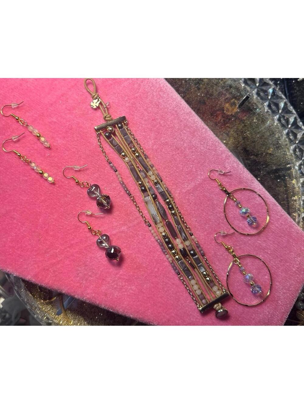 Bracelet Lavender Agate Lucky Brand and 3 pair of new Earrings gold tone